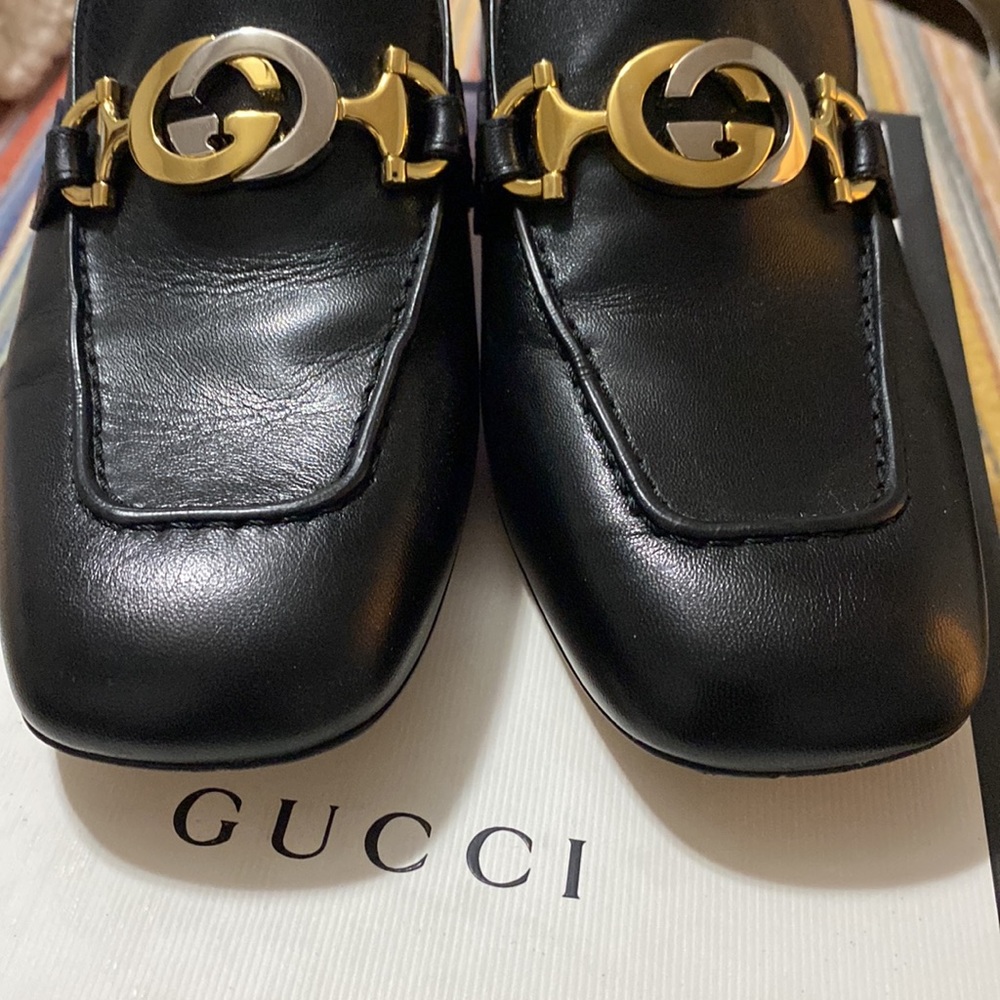 Authentic Gucci Heels - Picture 3 of 7